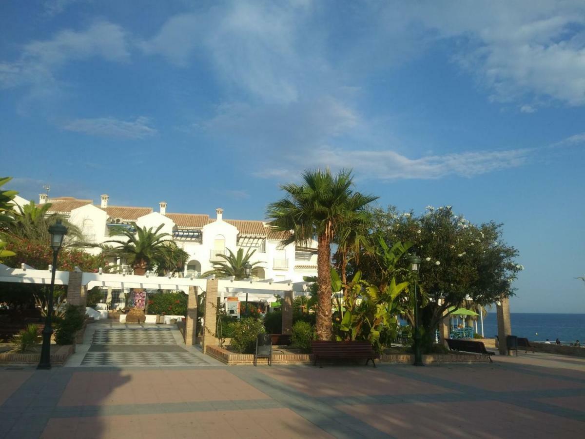 Nerja Solymar公寓 外观 照片