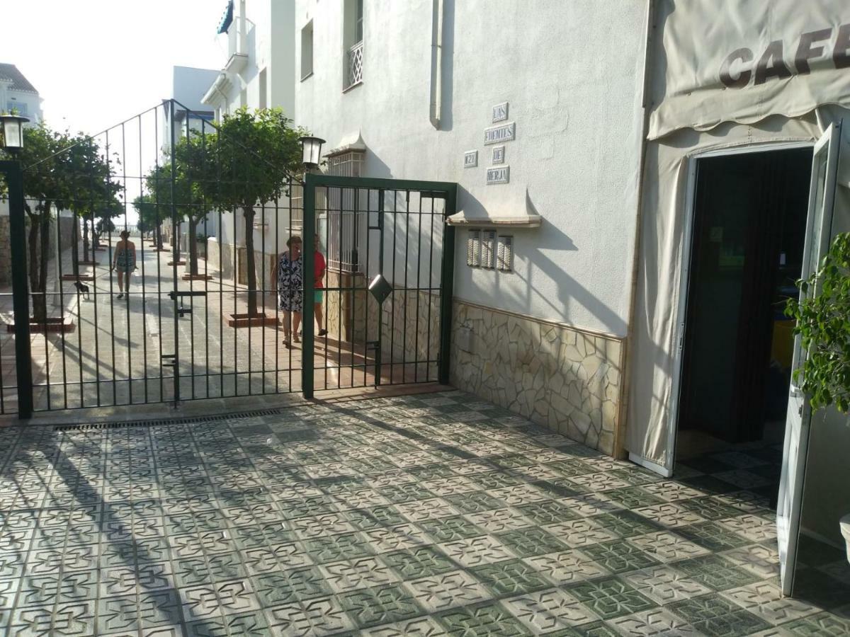 Nerja Solymar公寓 外观 照片